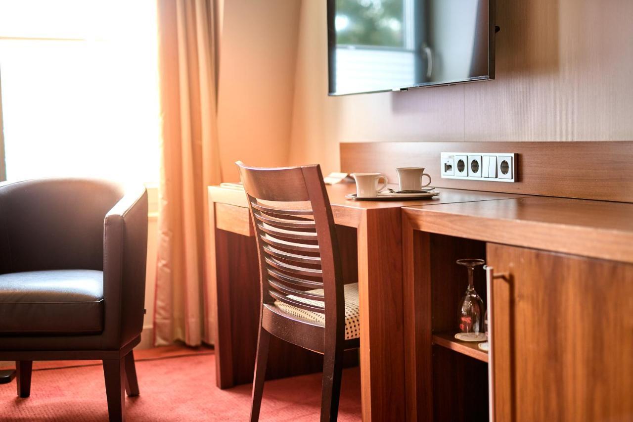 Hotel Kocks Am Muehlenberg Мильгейм-на-Руре Экстерьер фото