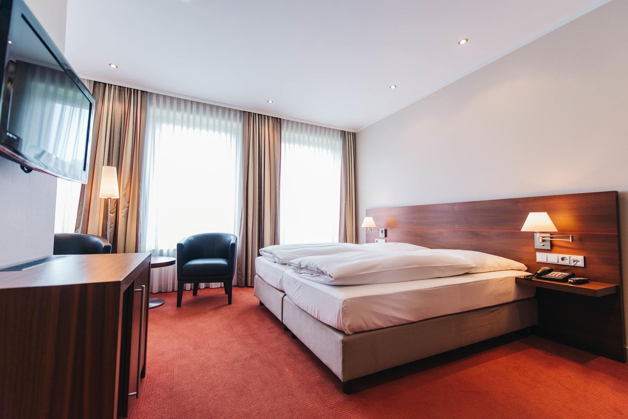 Hotel Kocks Am Muehlenberg Мильгейм-на-Руре Экстерьер фото