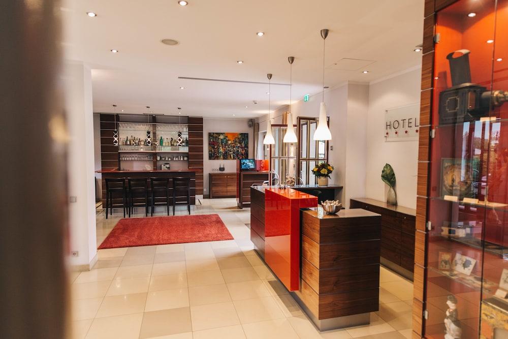 Hotel Kocks Am Muehlenberg Мильгейм-на-Руре Экстерьер фото