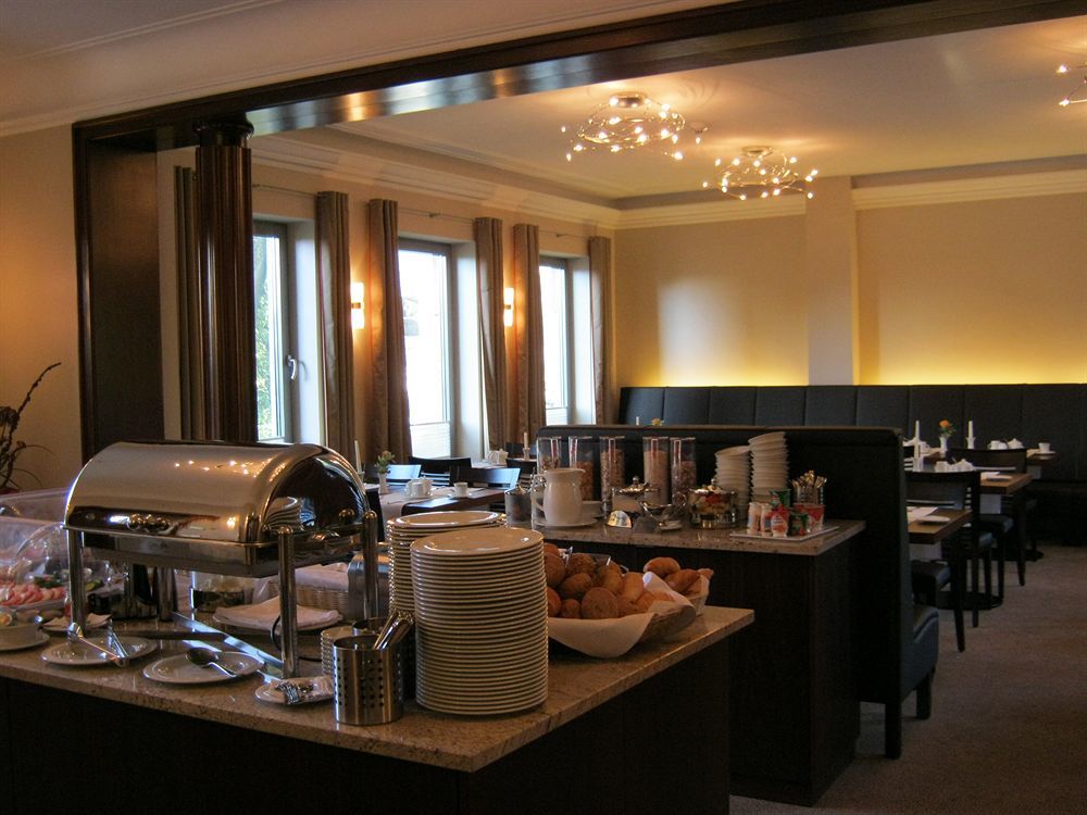 Hotel Kocks Am Muehlenberg Мильгейм-на-Руре Экстерьер фото