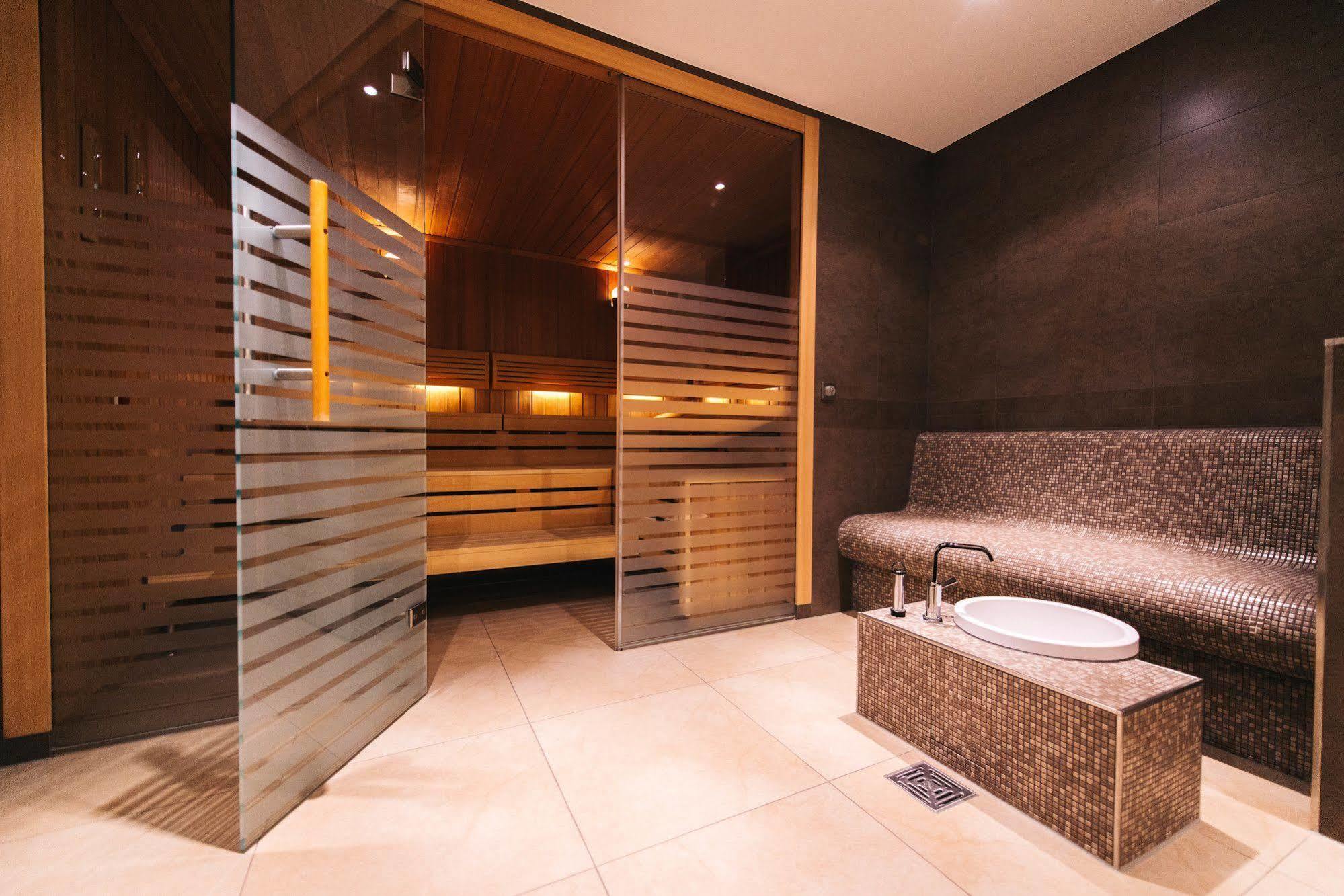Hotel Kocks Am Muehlenberg Мильгейм-на-Руре Экстерьер фото