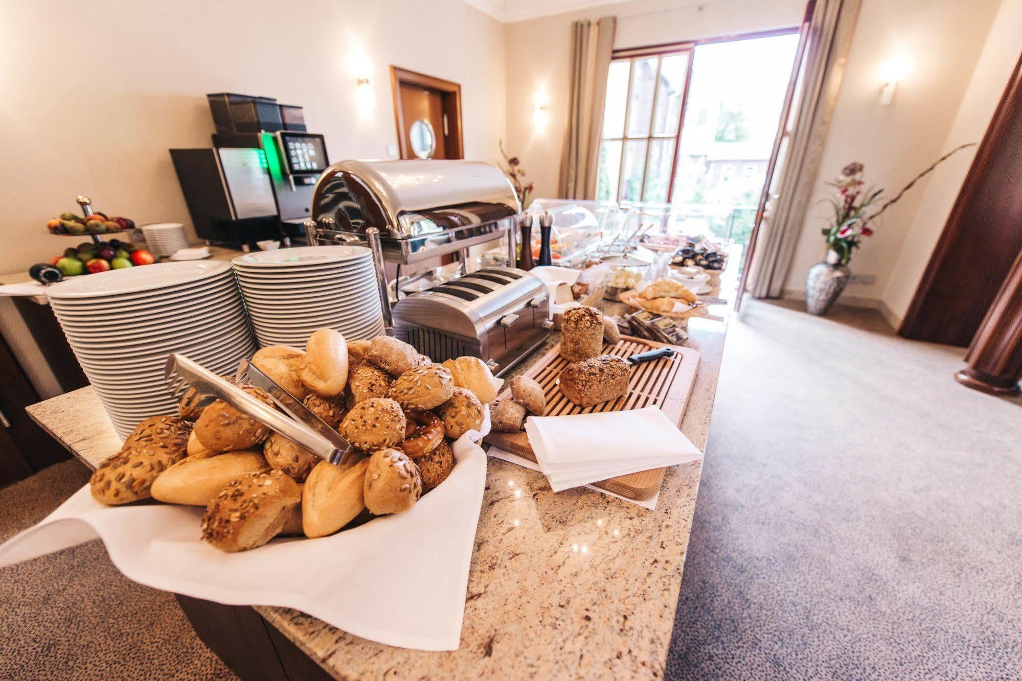Hotel Kocks Am Muehlenberg Мильгейм-на-Руре Экстерьер фото